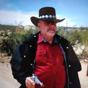 Meet your Posher, Amos